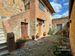 Thumbnail von renoviertes Anwesen eingebettet in üppige Natur, nur wenige Kilometer von Siena entfernt