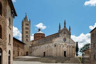 Thumbnail von Wohnung in renommierten Palast nur 20 km vom Meer entfernt