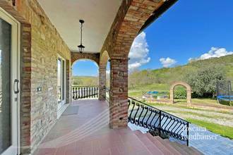 Thumbnail von Modern renoviertes Landhaus nur wenige Fußminuten von der nächsten Ortschaft entfernt