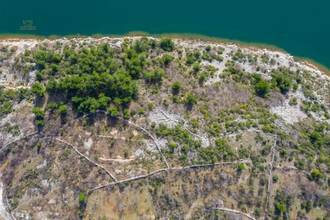 Thumbnail von Terrain à bâtir en bord de mer