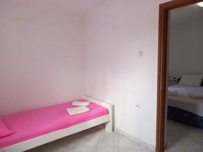 Thumbnail von Mehrparteienhaus auf der Insel Pag mit Meerblick