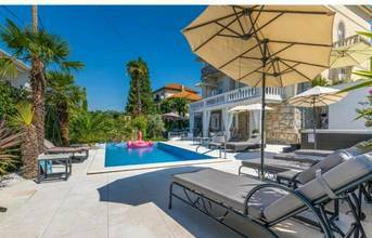 Thumbnail von Extravagante Villa in Crikvenica mit Pool, Jacuzzi und wunderbaren Meerblick