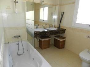 Thumbnail von villa for sale in - Estepona