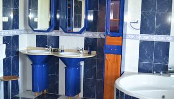 Thumbnail von villa for sale in - Las Chapas