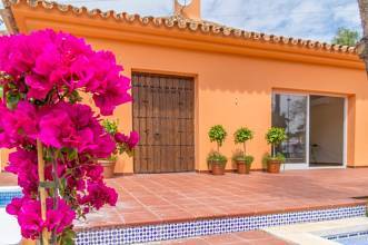 Thumbnail von villa for sale in - Nueva Andalucia