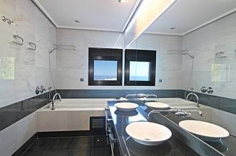 Thumbnail von villa for sale in - Los Monteros