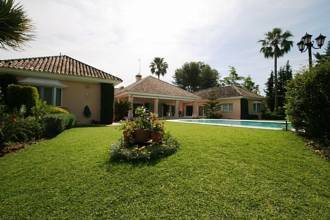 Thumbnail von villa for sale in - Nueva Andalucia