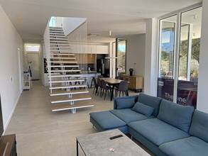 Thumbnail von Deniz yakınında modern villa ve yüzme havuzu