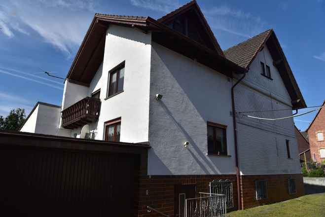 Große Hofreite für Pferdehalter, Oldtimersammler, Handwerksbetrieb! Weiden als Pacht möglich!