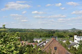 Thumbnail von Energieklasse A mit 2 Wärmepumpen etc.!! Haus für ein Paar plus kl. ELW. Tolle Aussichtslage!