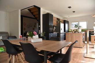 Thumbnail von Energieklasse A+ mit Wärmepumpe! Neues Haus mit vielen Extras!