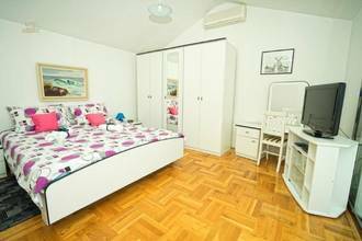 Thumbnail von Geräumige Villa mit Pool in ruhiger Lage in der Region Rijeka