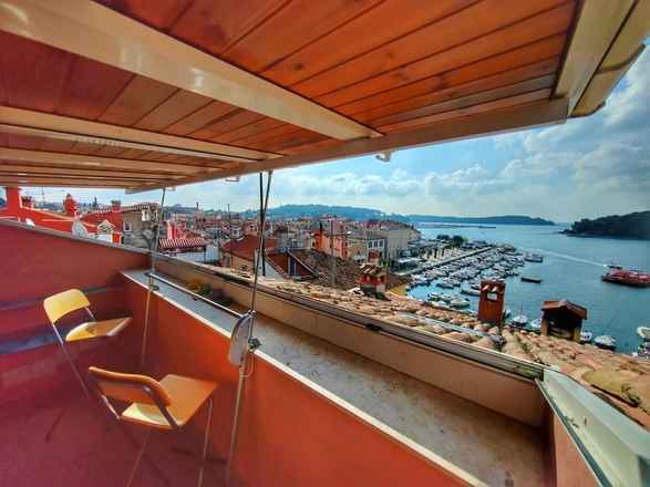 Wohnung auf drei Etagen im Zentrum