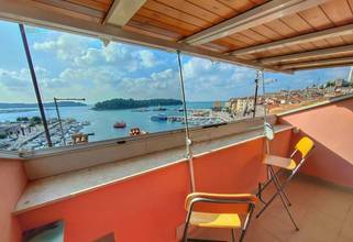 Thumbnail von Wohnung auf drei Etagen im Zentrum