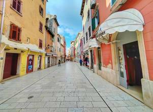 Thumbnail von Wohnung auf drei Etagen im Zentrum