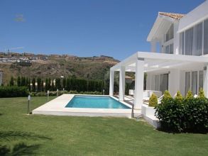 Thumbnail von Luxus-Villa in Estepona R2707193