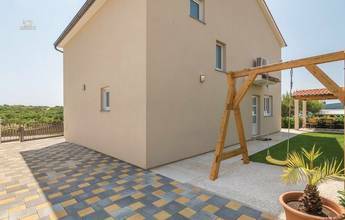 Thumbnail von Einfamilienhaus mit mediterranem Charme und Meerblick in Medulin