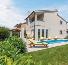 Thumbnail von Einfamilienhaus mit mediterranem Charme und Meerblick in Medulin