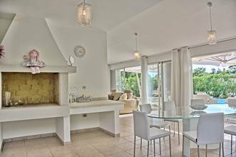 Thumbnail von Haus mit Swimmingpool in der ersten Reihe zum Meer bei Umag