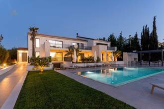 Thumbnail von Luxuriöse Maisonettewohnung mit Meerblick und Community-Pool