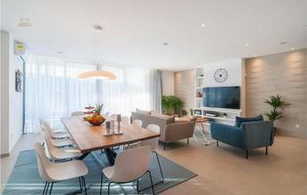 Thumbnail von Moderní vila s bazénem v první řadě k moři