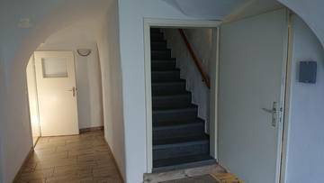 Thumbnail von Tarihi öneme sahip ev, potansiyel ve tarım amaçlı arazi (teklif verme süreci)