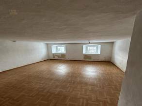 Thumbnail von Tarihi öneme sahip ev, potansiyel ve tarım amaçlı arazi (teklif verme süreci)