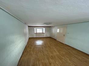 Thumbnail von Tarihi öneme sahip ev, potansiyel ve tarım amaçlı arazi (teklif verme süreci)