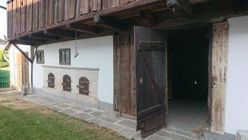 Thumbnail von Tarihi öneme sahip ev, potansiyel ve tarım amaçlı arazi (teklif verme süreci)