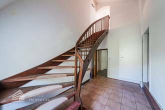 Thumbnail von Historische Villa mit Studie für Ausbauprojekt in Grinzinger Bestlage