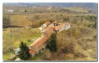 Thumbnail von Kompletter Weiler mit mehreren Bauwerken in ruhiger Lage