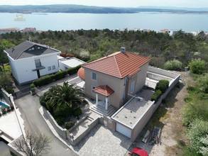 Thumbnail von Villa mit Einliegerwohnung, Pool und schönem Meerblick