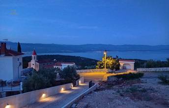 Thumbnail von Neue Doppelhaushälfte mit Swimmingpool und Meerblick