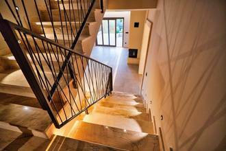 Thumbnail von Mediterrane Neubau-Villa mit Swimmingpool und Meerblick