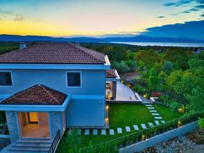 Thumbnail von Mediterrane Neubau-Villa mit Swimmingpool und Meerblick