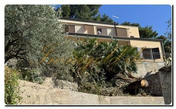 Thumbnail von Aparte Neubau-Villa mit Meerblick und Grundstück.