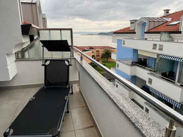 Maisonettewohnung mit Meerblick in gefragter Lage in der Residence Skiper, Savudrija