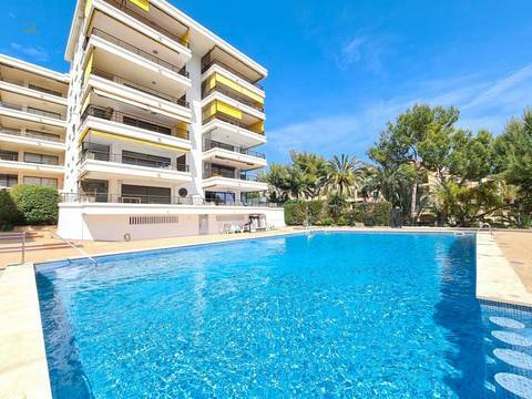 Appartement im Erdgeschoss mit großer Terrasse und schönem Meerblick