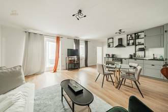 Thumbnail von Volledig gerenoveerd huis met 4 eenheden en onafgewerkte zolder, nabij Sternwartepark