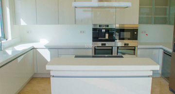 Thumbnail von 4 Bedroom Villa For Sale In Benahavís