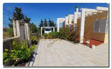 Thumbnail von Immogold, Koffer auspacken und genießen, neu renovierte Villa