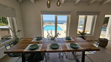 Thumbnail von Mediterrane Villa mit Swimmingpool und Meerblick