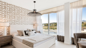 Thumbnail von 3 Bedroom Apartment For Sale In Estepona