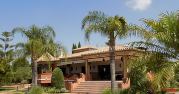 Thumbnail von 9 Bedroom Villa - Finca For Sale In Coín