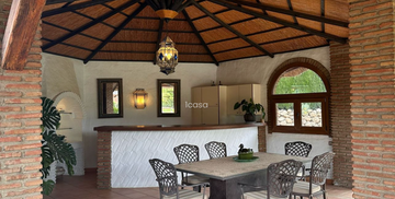 Thumbnail von 9 Bedroom Villa - Finca For Sale In Coín