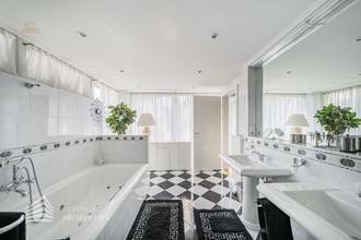 Thumbnail von Atemberaubende Villa mit Blick über Wien in Bestlage, bei Neustift