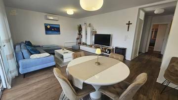 Thumbnail von Modernes Penthouse mit Dachterrasse und Whirlpool