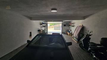 Thumbnail von Modernes Penthouse mit Dachterrasse und Whirlpool