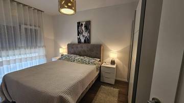 Thumbnail von Modernes Penthouse mit Dachterrasse und Whirlpool