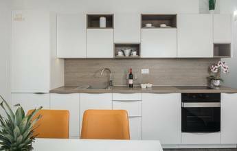 Thumbnail von Moderne Villa mit Swimmingpool und Meerblick